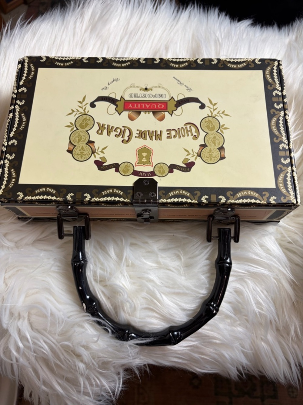 Handcrafted Cigar Purse-Pink Multi-Fashionista Shopping with Dogs - Picture 3 of 5